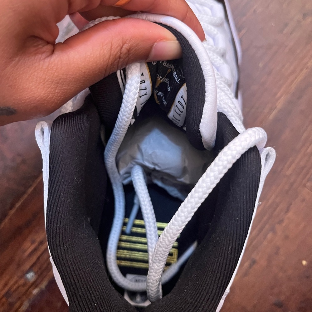 Jordan Air 11 Gratitudes - Picture 4 of 12